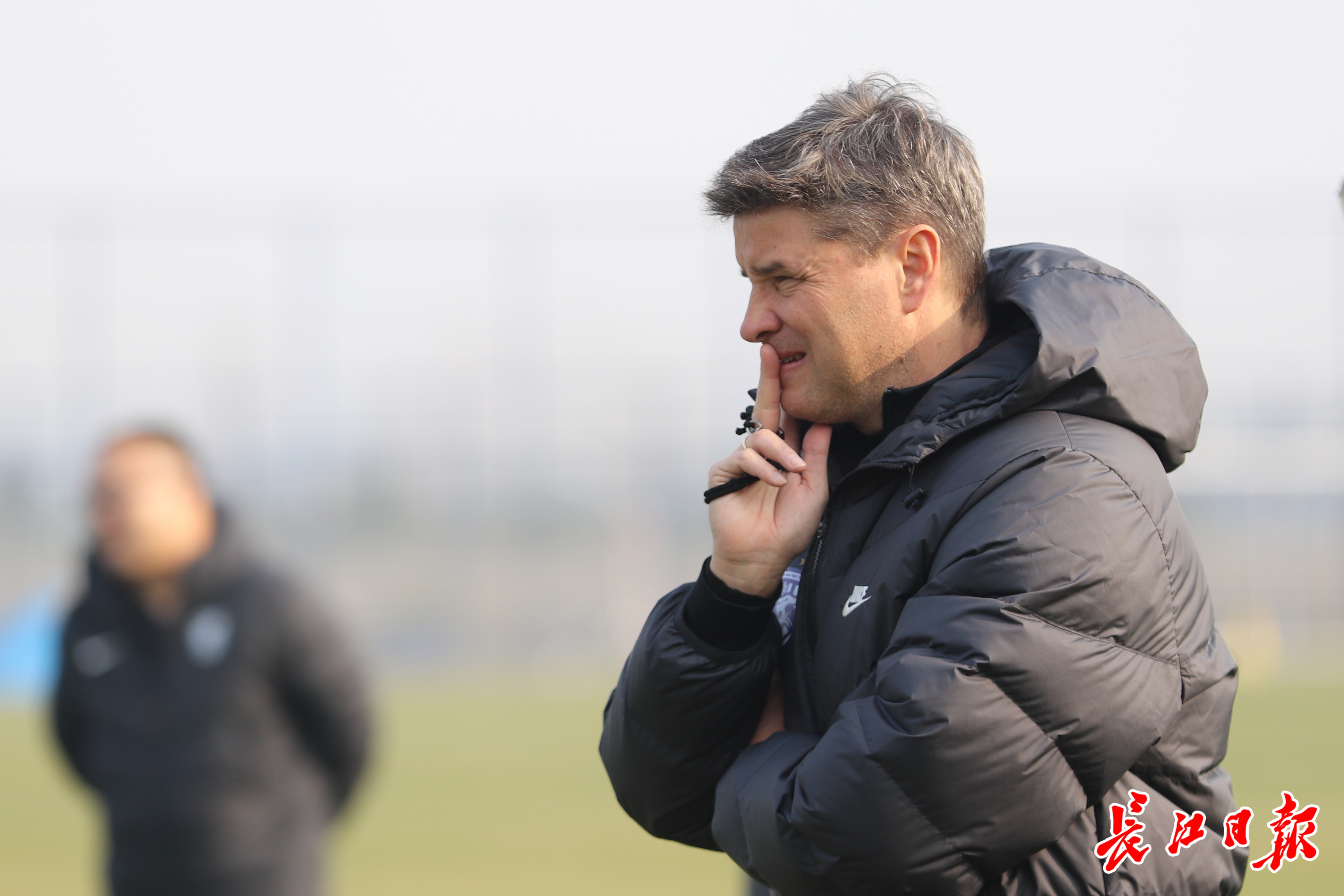 九游-包含关键时刻武汉三镇调整名单以备欧联，扳平良机环节打磨，管理层满意，年轻球员得到机会的词条