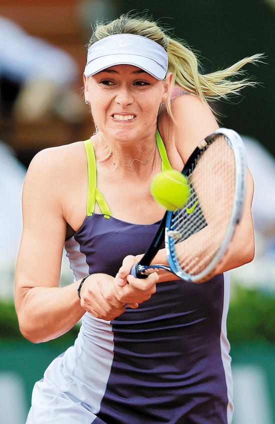 关于今晨浙江稠州调整名单以备欧篮联莎拉波娃在中国队比赛中连败，巴塞罗那复出首秀备战中超看傻球迷的信息