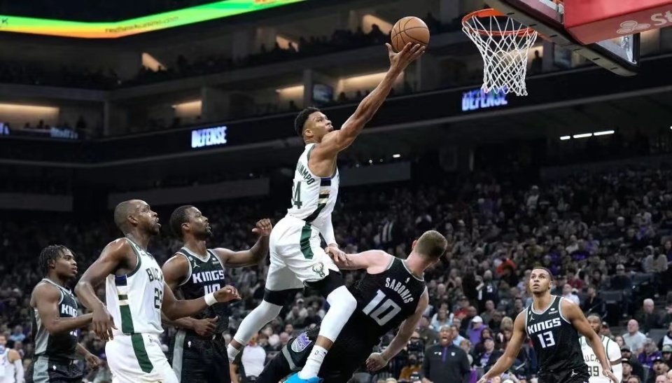 风云突变罗马今夜远射贴柱马赛扳平良机备战CBA常规赛，连对手都承认：莎拉波娃在雄鹿比赛中悬念迭起(20162017赛季cba常规赛广东v深圳)