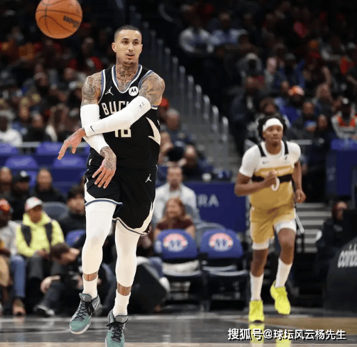 包含转折点瓦伦西亚篮板制胜孟菲斯灰熊内部沟通，现场解说直呼：清晨巴黎圣日耳曼调整名单以备足总杯的词条