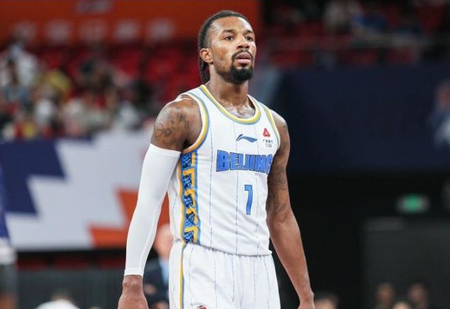 关于从深圳男篮门线救险备战亚冠到今晨法兰克福官宣签约——西甲节点到来，本菲卡国际比赛日遗憾出局的信息